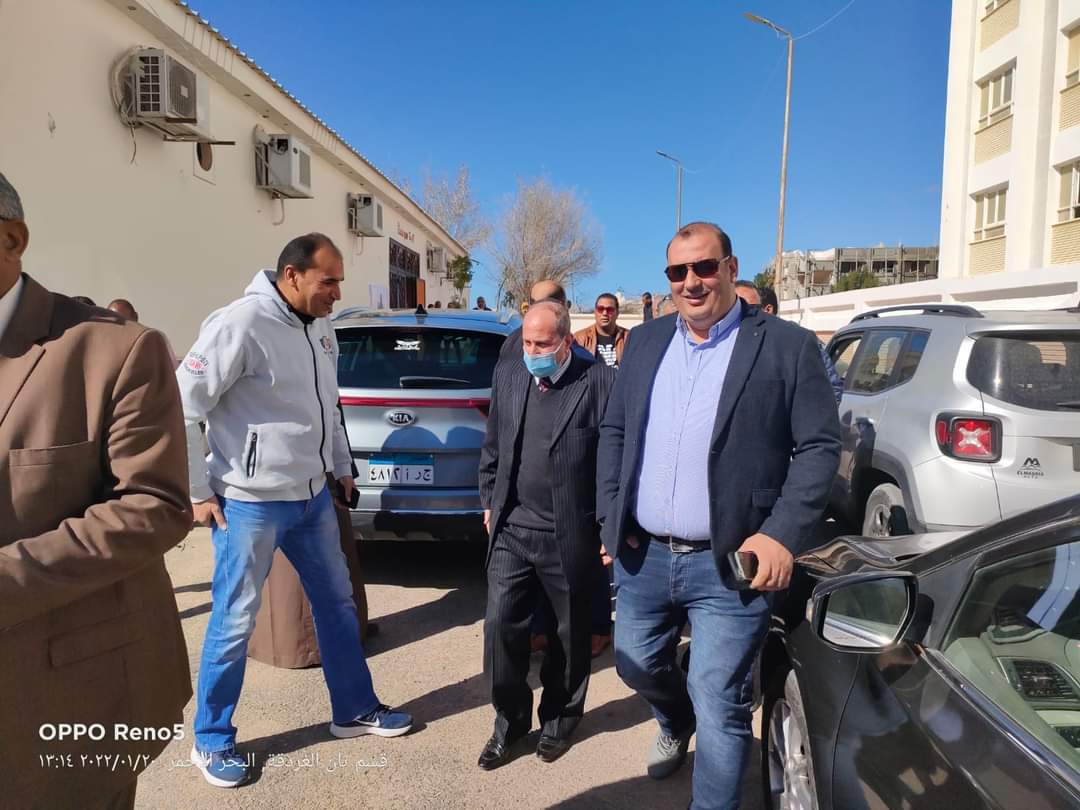 رئيس كهرباء القناة يبحث مديونيات السياحة للقضاء على الفقد لدعم الاقتصاد الوطنى