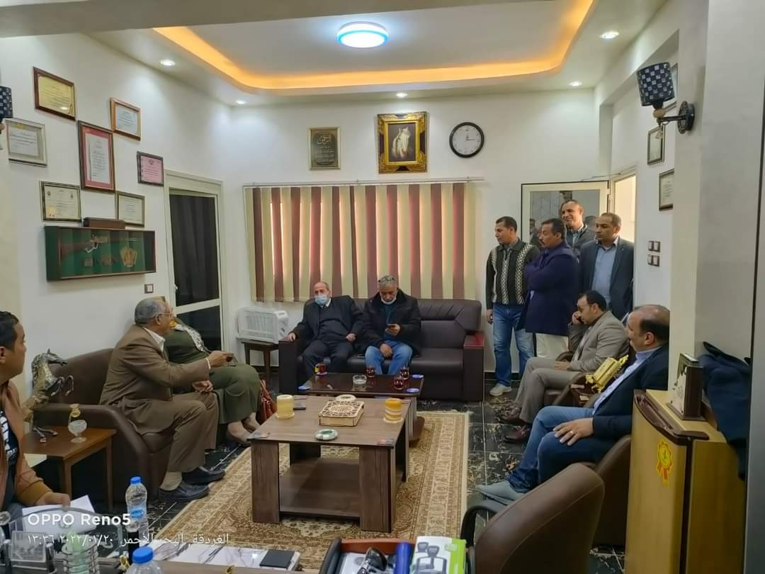 رئيس كهرباء القناة يبحث مديونيات السياحة للقضاء على الفقد لدعم الاقتصاد الوطنى