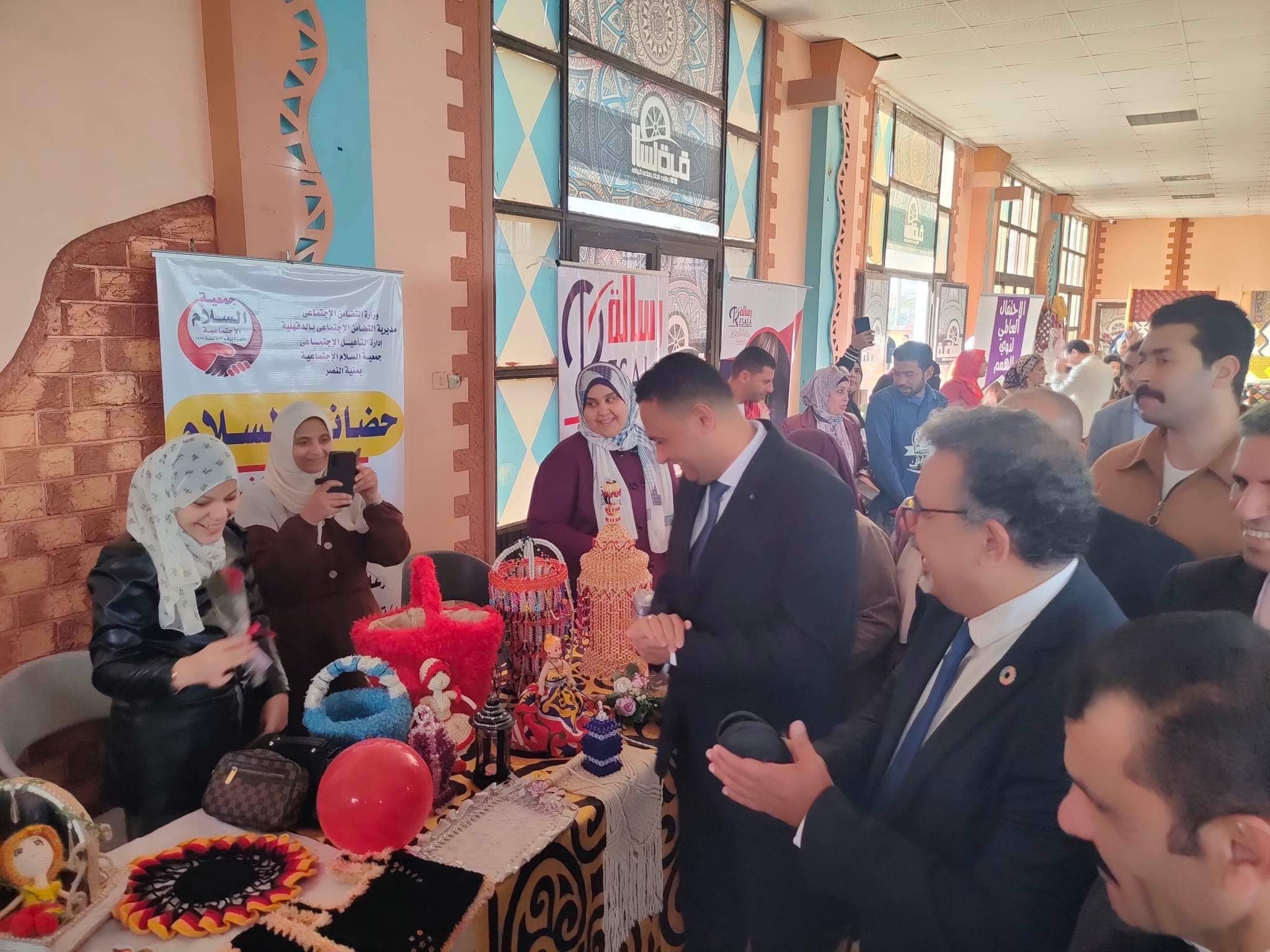 1500 مشروع انتاجي بمبادرة 