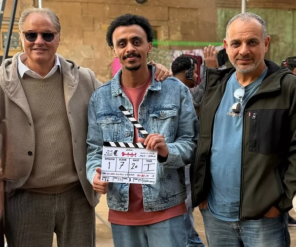 الصورة الأولى لـ "كزبرة" من كواليس مسلسله الرمضاني "بيبو" 