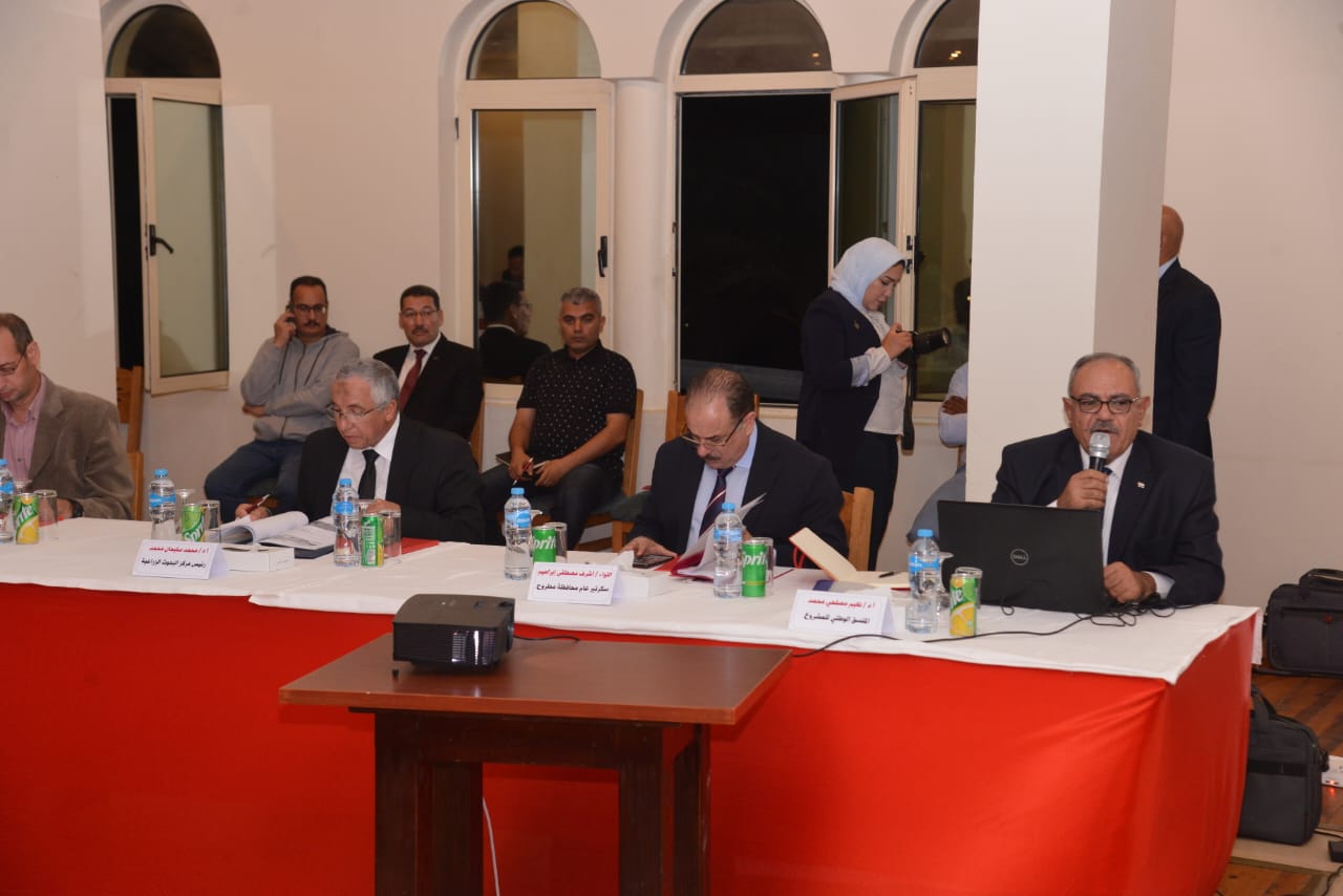 انشطة تنموية داعمة للتكيف مع تغير المناخ بالبيئات الصحراوية بمطروح