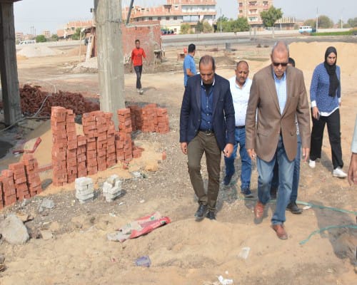 الهجان يتابع أعمال إنشاء المحطة الوسيطة لجمع القمامة بالقناطر