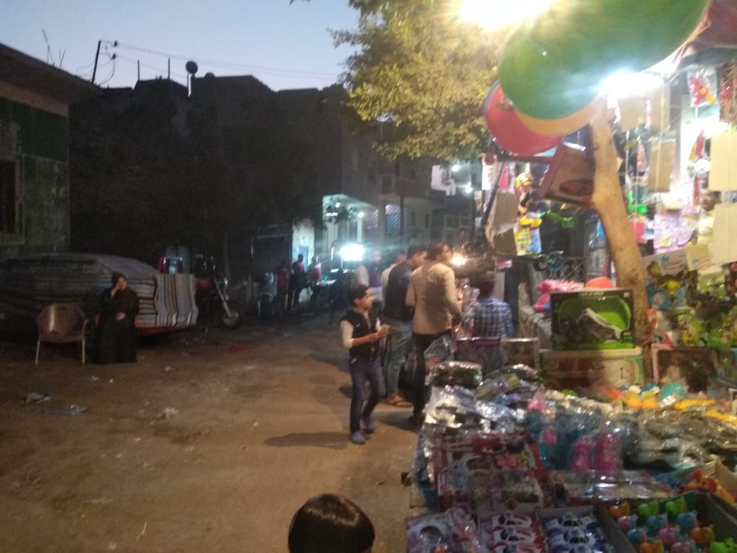 بالانشاد الدينى والتأمل فى سيرة الرسول.. قرية كوم السمن تحتفل بالمولد النبوى