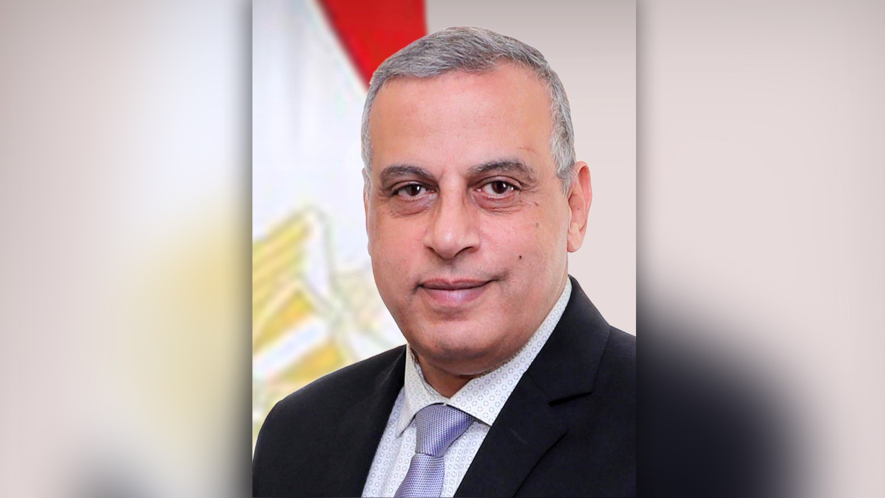 اللواء طارق الفقي محافظ سوهاج