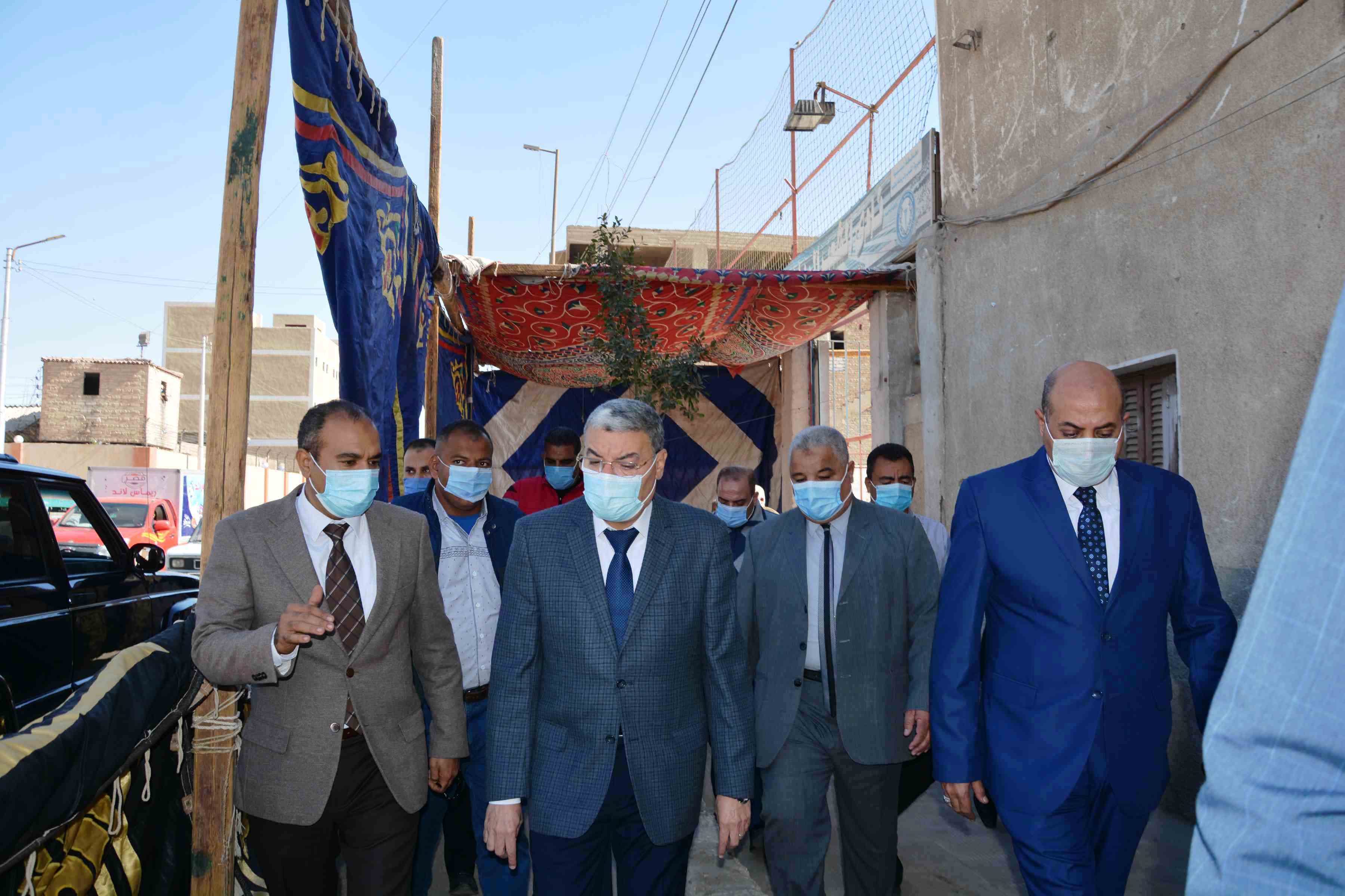 محافظ المنيا يتفقد لجان انتخابات الاعادة للتأكد من جاهزيتها