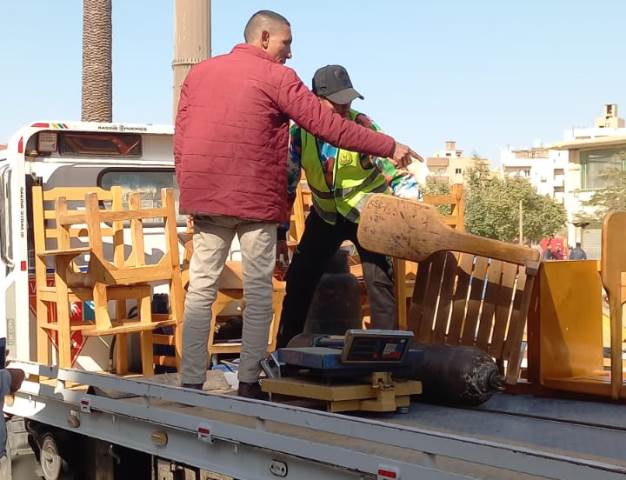 جهاز 6 أكتوبر يغلق 5مبانى ويسحب العدادات بالتعاون مع شرطة التعمير