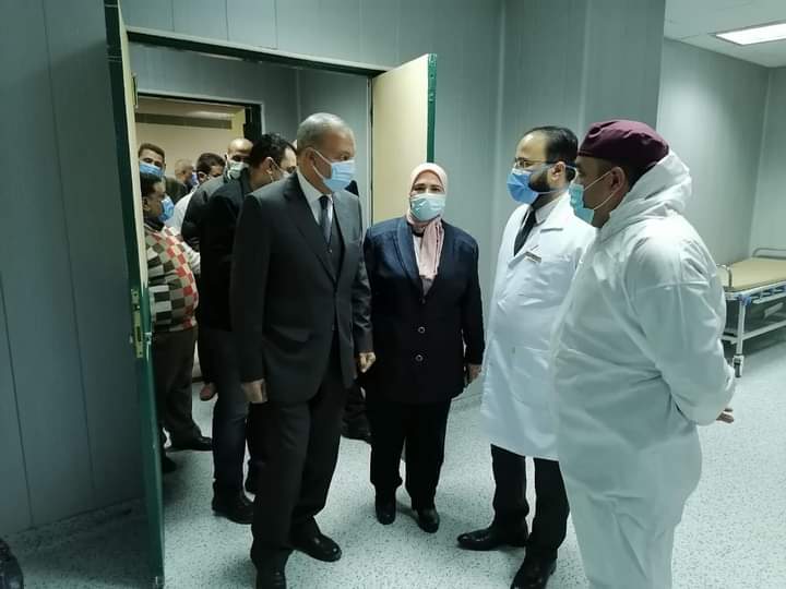 محافظ القليوبيه يتفقد اعمال تطوير مستشفي النيل للتامين الصحي بشبرا الخيمة