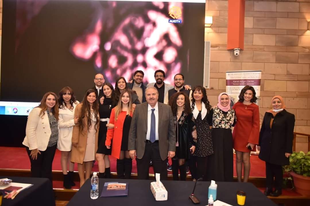 خريجو ماجستير اعلام الجامعة الامريكية