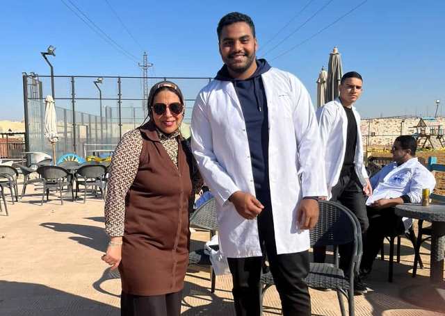 الطب البيطرى بجامعة بدر تنظم زيارة تدريبية للطلاب فى مزرعة الخيول