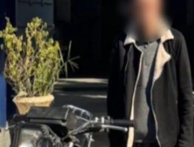 حبس عامل إحرق سيارة موظف انتقاما من زوجته في حدائق القبة 