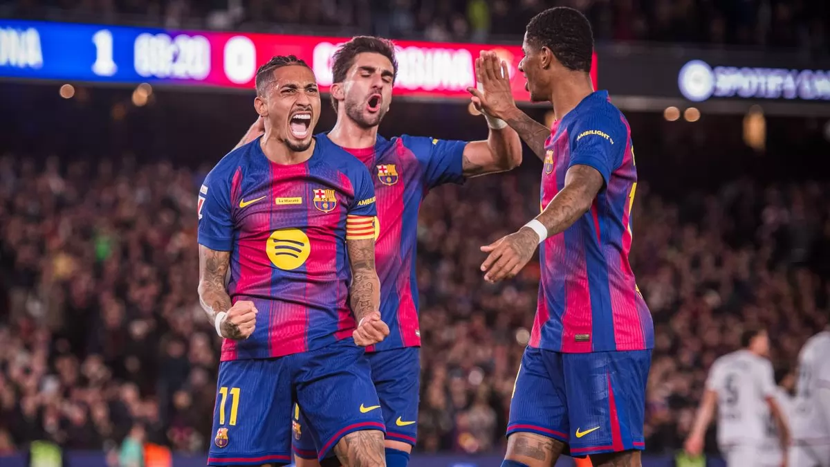 موسم برشلونة من المعاناة إلى الصدارة.. السر في لاعب الفريق 