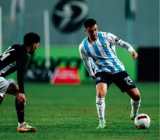 التعادل السلبي يسيطر علي الشوط الاول بين بيراميدز ومسار 