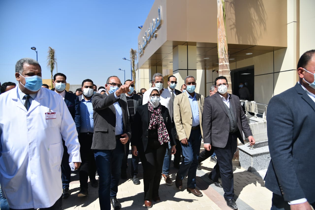 وزيرة الصحة تتفقد المبنى الجديد بمستشفى  الكرنك الدولي بالأقصر بتكلفة 320 مليون جنيه