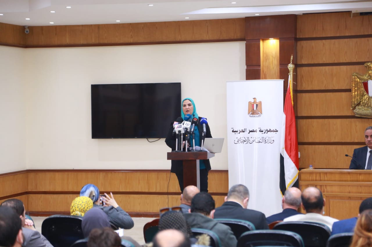 القباج تلتقي ممثلي ٢٣جمعية أهلية للتنسيق بشأن البرنامج القومي لتطوير قرى الريف المصري