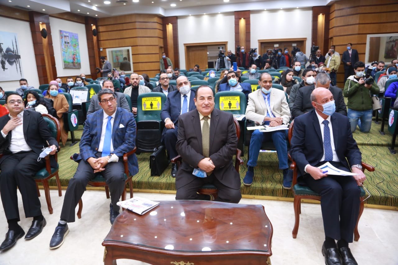 القباج تلتقي ممثلي ٢٣جمعية أهلية للتنسيق بشأن البرنامج القومي لتطوير قرى الريف المصري