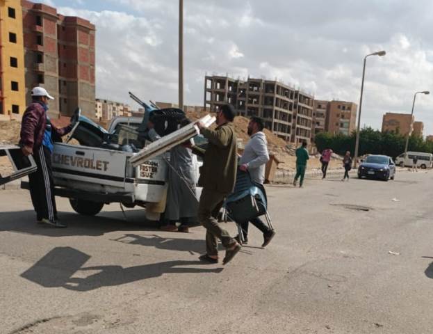 رضوان: جهاز بدر يشن حملة إشغالات ويغلق 3 محلات ويحرر 10 محاضر صور