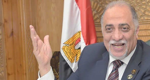 الدكتور عبد الهادى القصبى