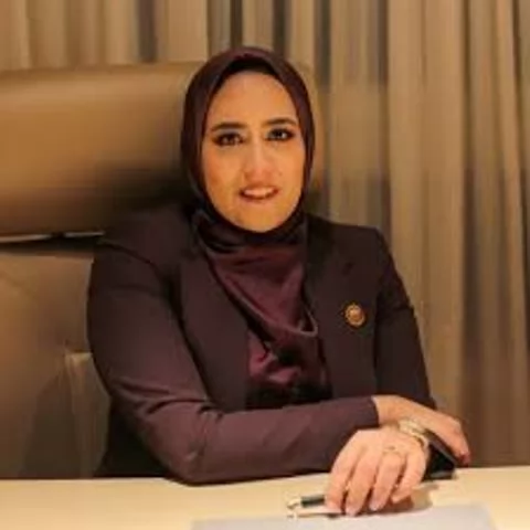 النائبة سارة النحاس