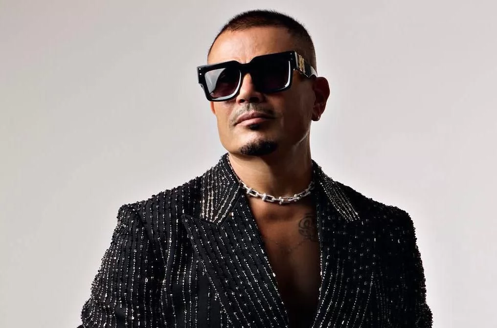 النجم الكبير عمرو دياب