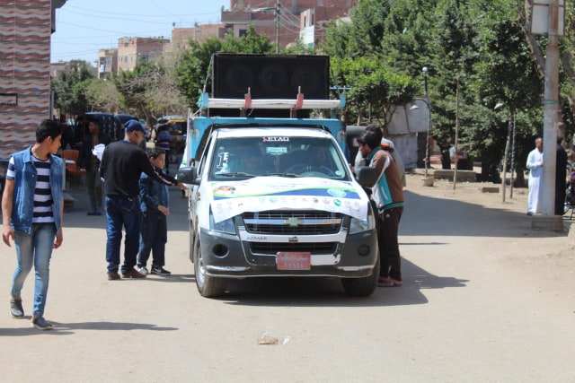 بالصور.. أهالي قرية الزنكلون بالشرقية يرحبون بحملة 