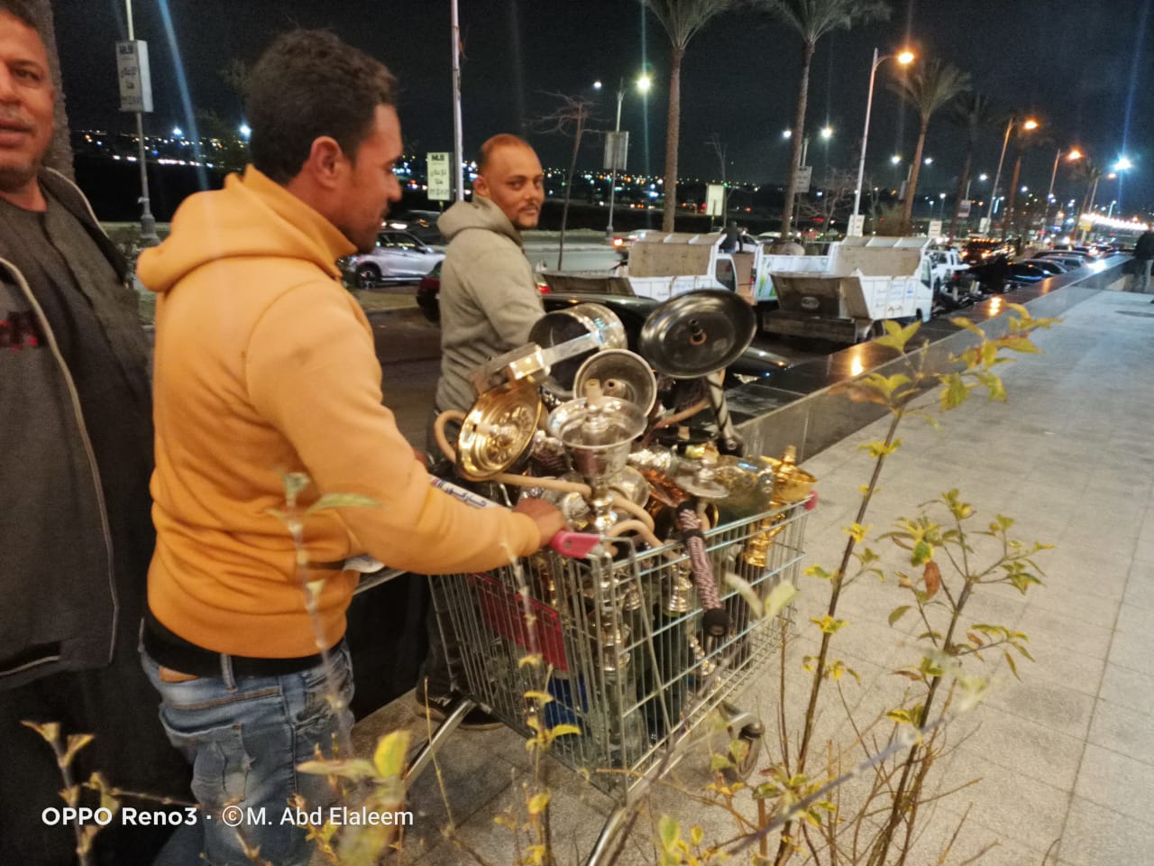 جهاز العبور: ازالة 3 روف وضبط 180 شيشة فى حملة بمعاونة الشرطة..بالصور