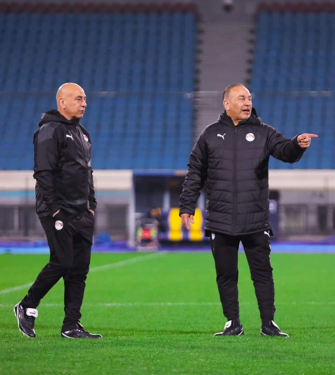 صور .. روح رائعة بين لاعبى المنتخب قبل لقاء نيوزيلندا اليوم