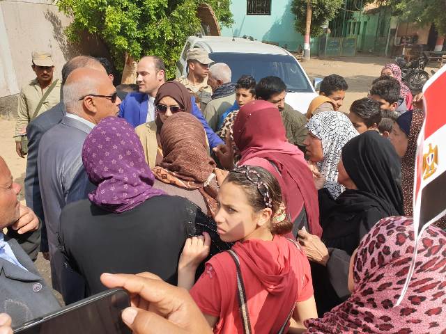 نائب المحافظ في مشتهر : مشاركة المصريين دليل علي وعي المصريين 