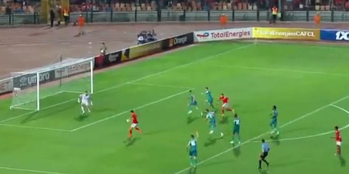 حمدى فتحى يضبف الهدف الثانى لاهلى فى مرمى الرجاء