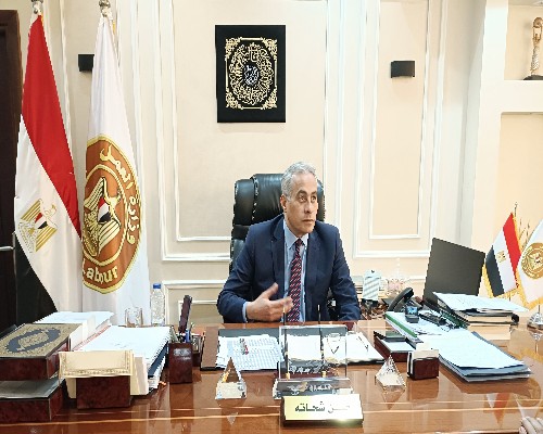 وزير العمل يُسلم عقود عمل لذوي همم في جنوب سيناء.. غداً