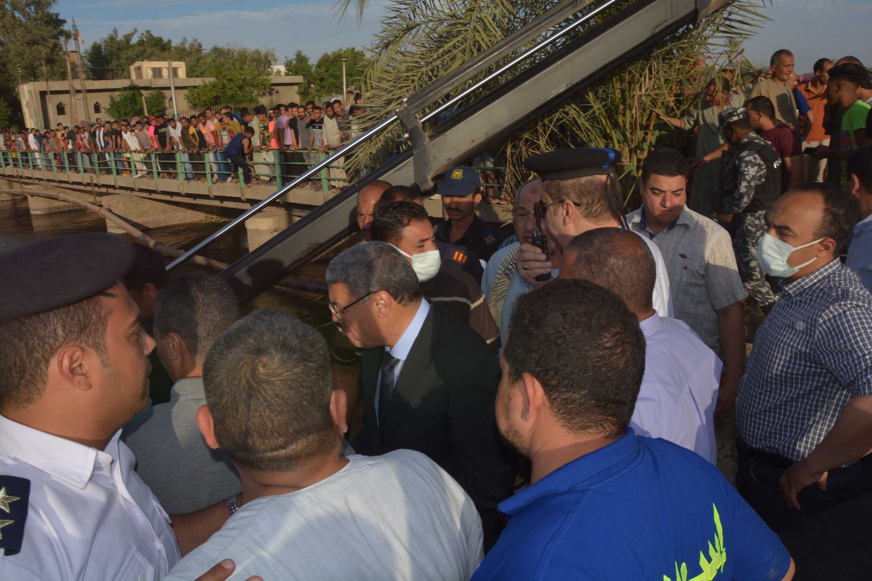 نيابة المنيا: تسليم 4 جثث لذويهم وسؤال المصابين والتحفظ على السائق والسيارة