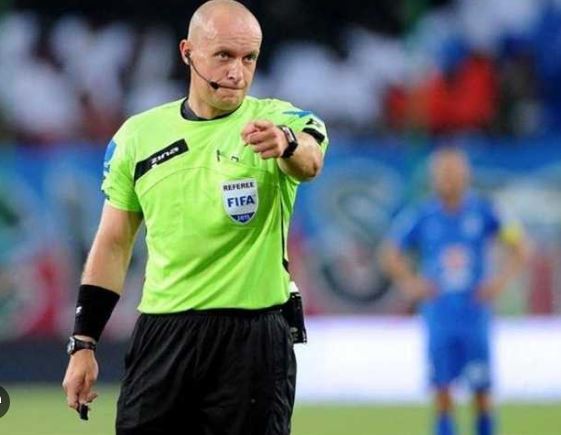 الحكم سيمون مارتشينياك 