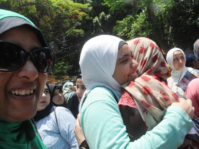  طلاب علمى  ينتهون من امتحان الفيزياء في نصف الوقت  