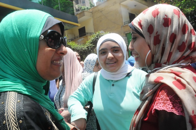  طلاب علمى  ينتهون من امتحان الفيزياء في نصف الوقت  