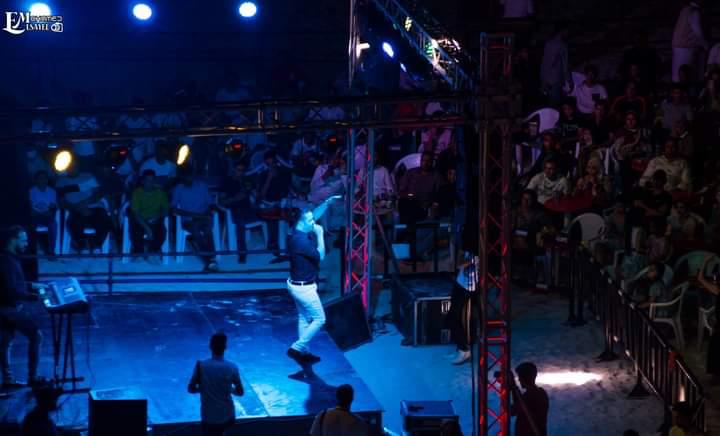 بالصور.. حفل حمو بيكا فى مطروح