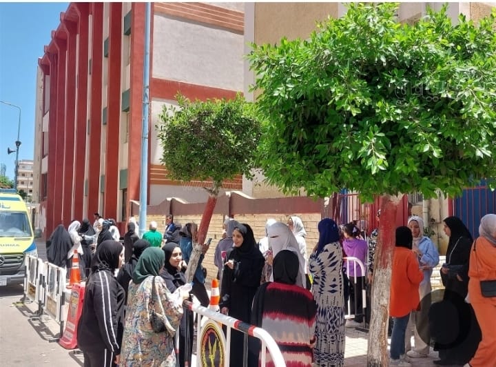 طلاب الثانوية العامة