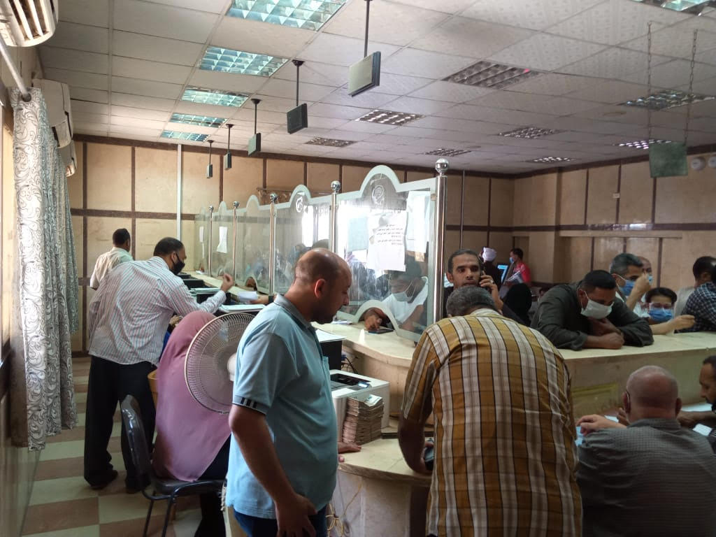 محافظ أسيوط: استقبال طلبات التصالح في مخالفات البناء أيام العطلات والإجازات الرسمية.صور