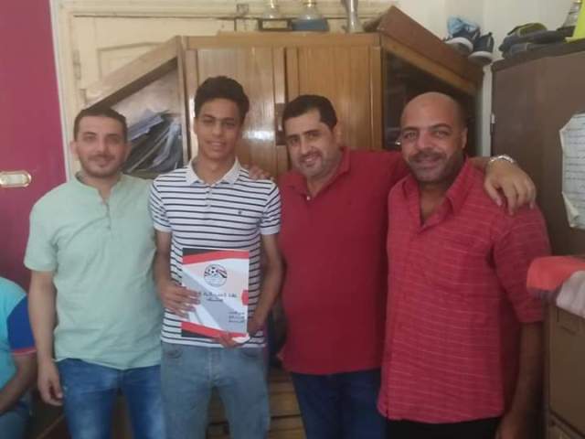مياه البحيرة يتعاقد مع 