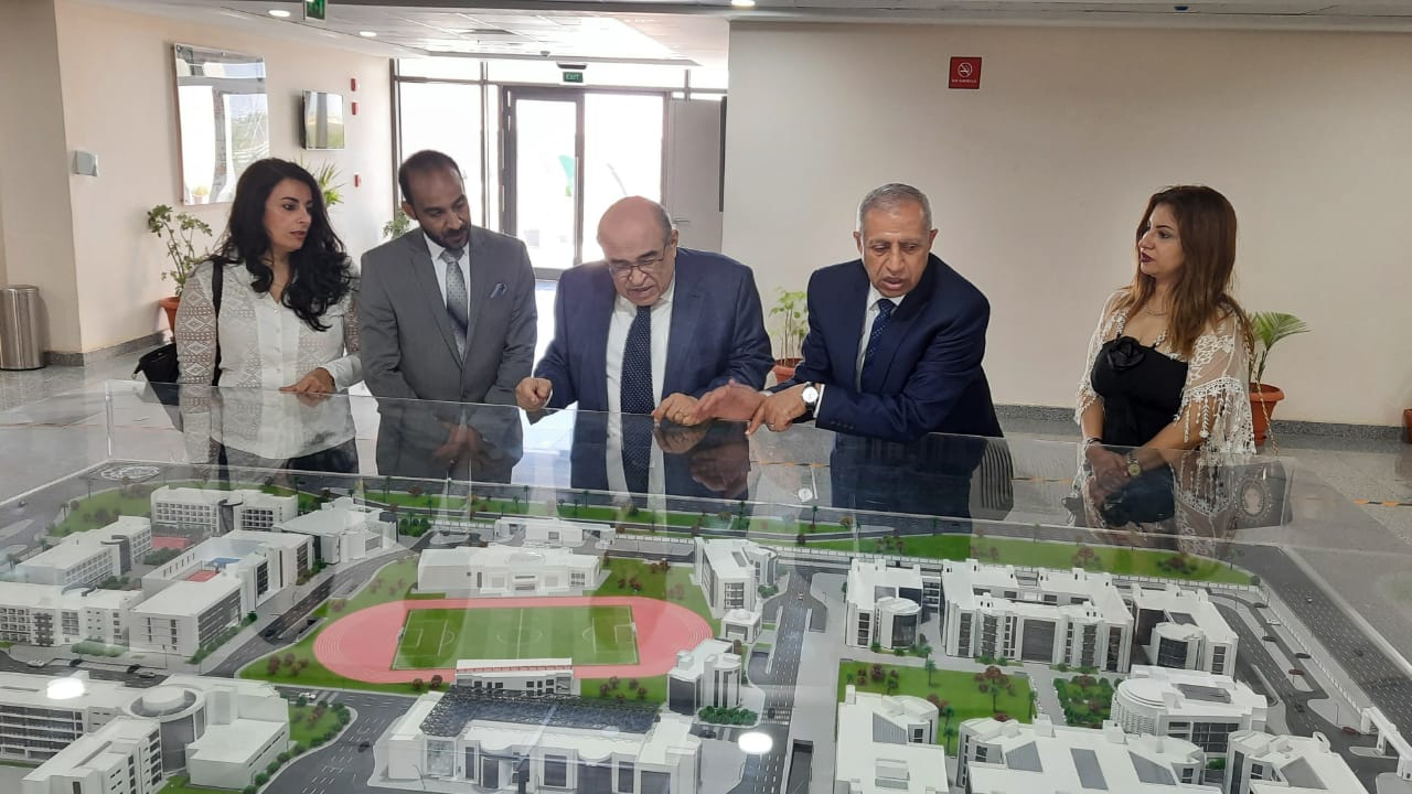  د. الفقي يتفقد مبني الأكاديمية البحرية للعلوم والتكنولوجيا بالعلمين الجديدة