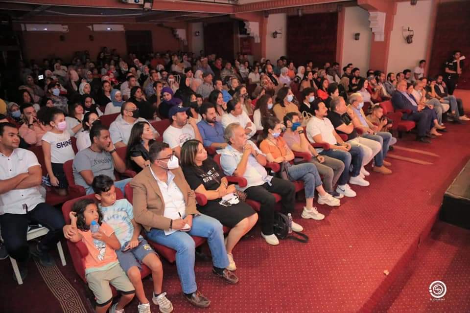 القاتل مجهول لاخر لحظه فى مسرح الجريمه بالنهار وموبايل هديه للفائز 