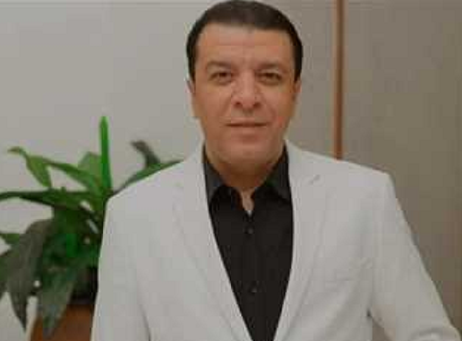 مصطفى كامل 