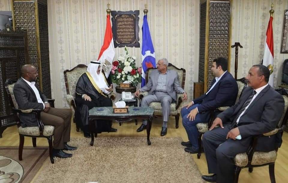 صقر يستقبل القنصل العام للمملكة العربية السعودية بالسويس