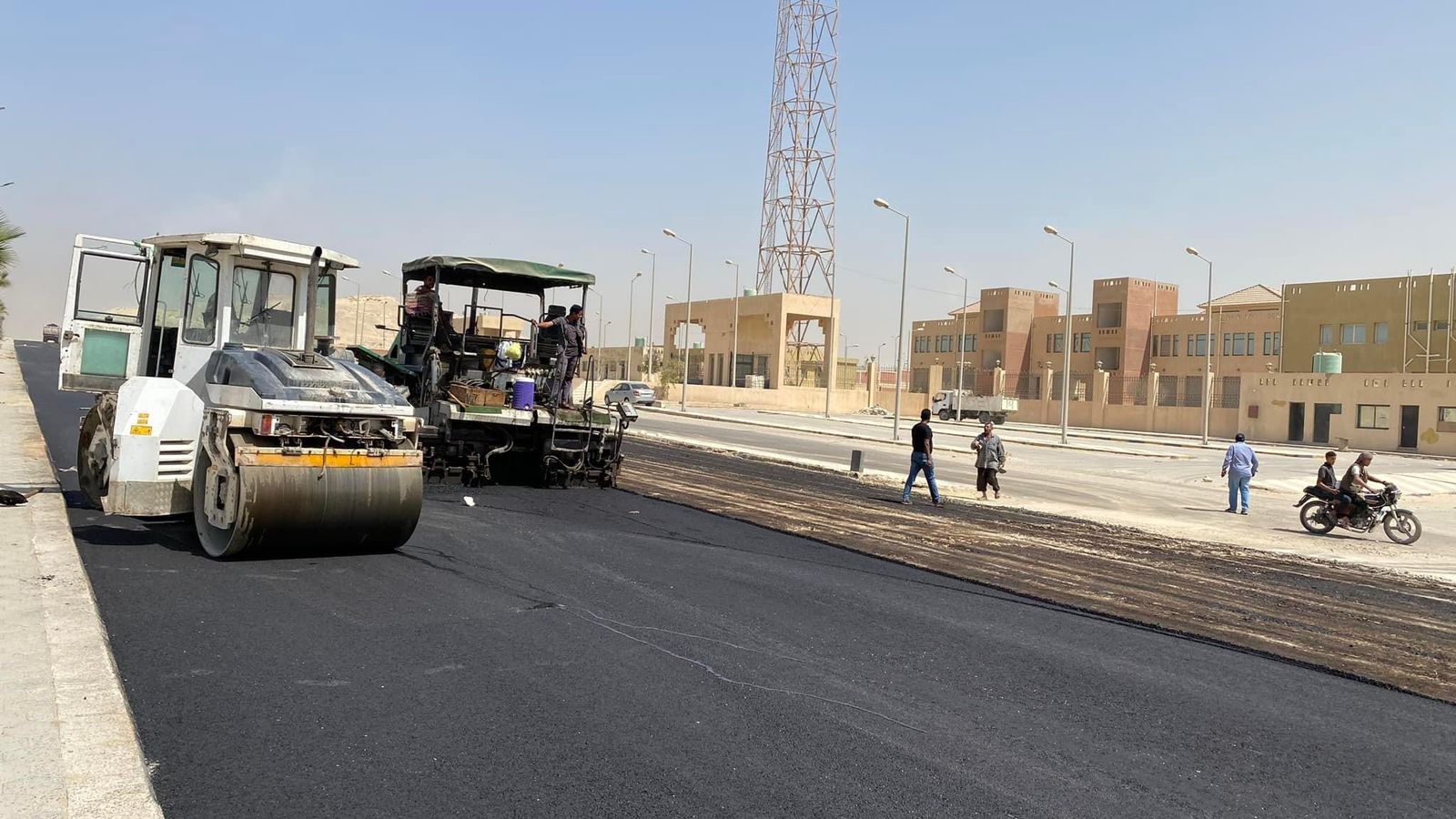 رئيس الجهاز: رفع كفاءة الطرق الدائري لمدينة ١٥ مايو