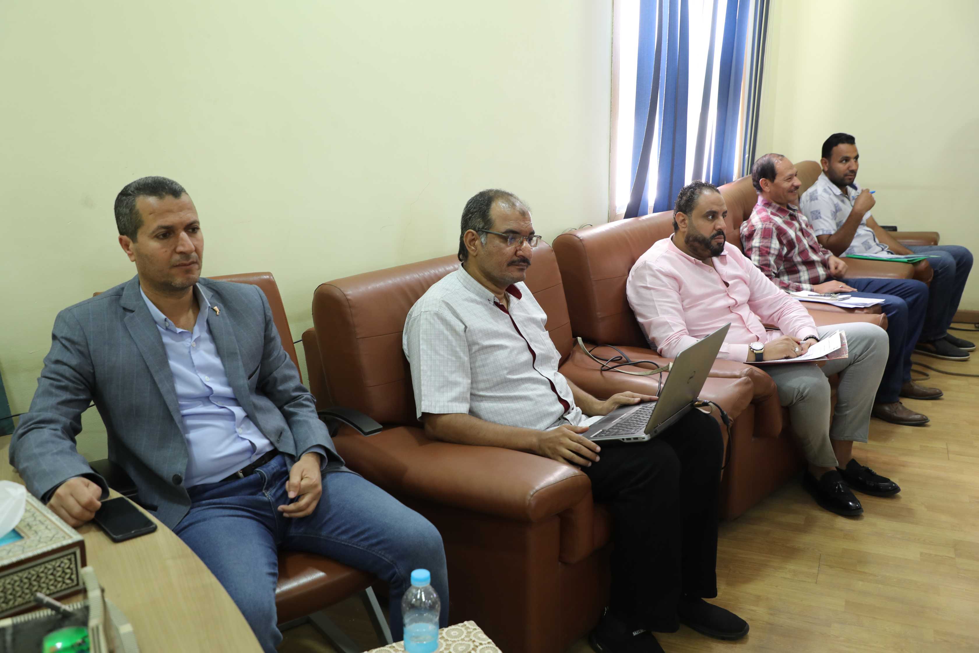 محافظ المنيا يشهد اجتماع مجلس أمناء مكتبة مصر العامة