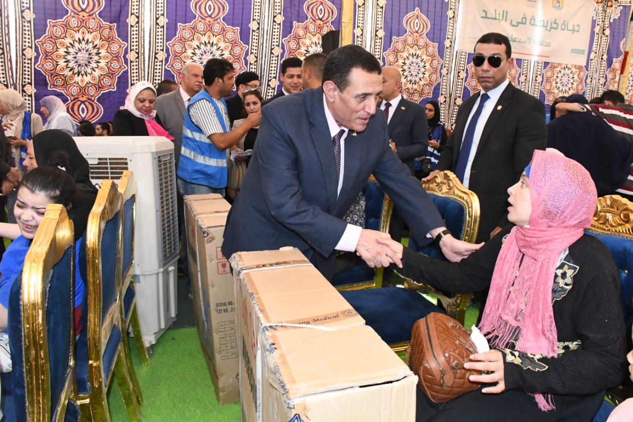 محو الامية تشارك  في (خطى) حياة كريمة ،لتوفير الكراسي المتحركة لذ