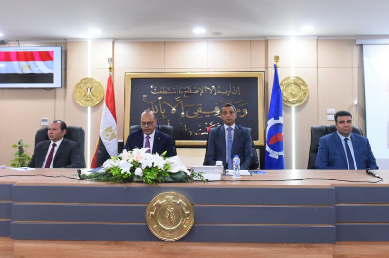 وزير العمل محمد جبران