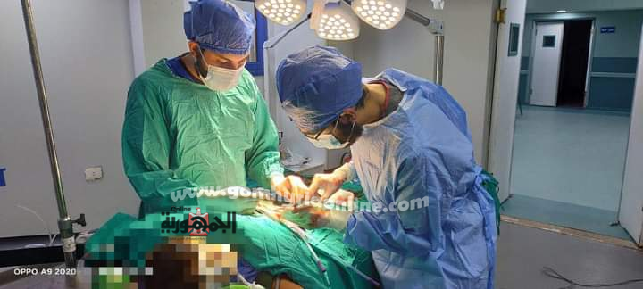 استئصال ورم من بطن شاب بمطروح يزن واحد كيلو وفتق تهتك كبدي لٱخر