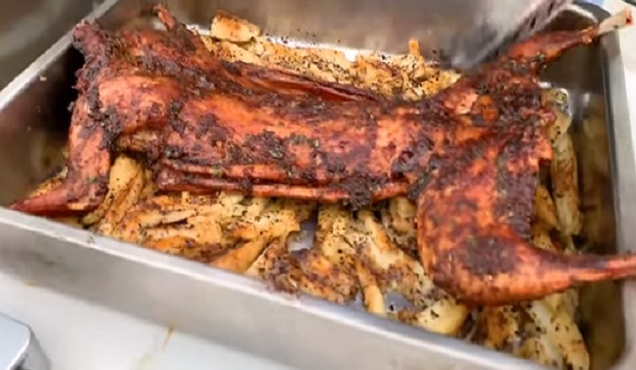 ارنب مشوى عالفحم 