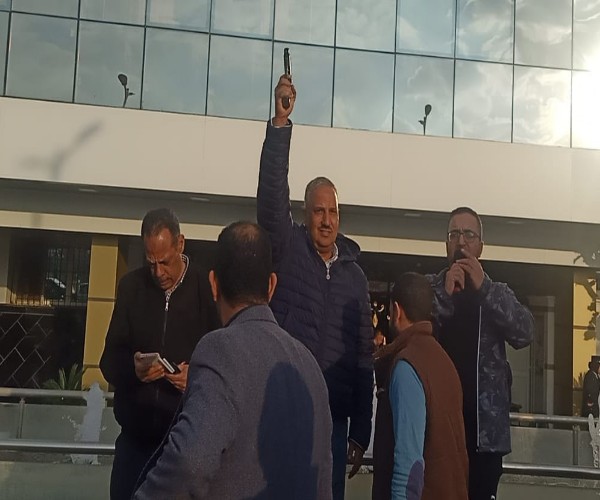 انطلاق مسيرة شبابية بالقليوبية احتفالاً بعيد الشرطة وثورة يناير