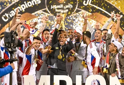 الشارقة يهزم الغرافة ويتوج بكأس السوبر القطرى الإماراتى 