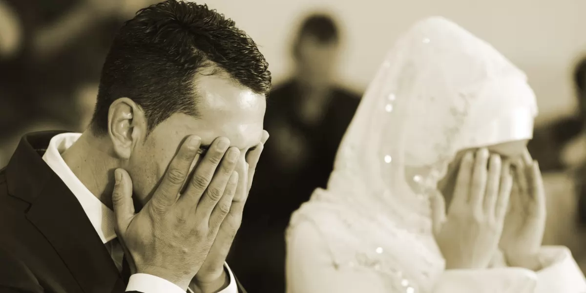 مشروعية زواج المسلمة من ذمي بناء على شهادة إشهار الإسلام 